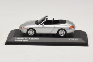 Porsche 911 996 Cabriolet Silver Metallic Minichamps 1:43 400061091 Diecast