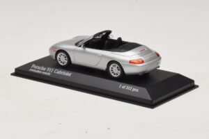 Porsche 911 996 Cabriolet Silver Metallic Minichamps 1:43 400061091 Diecast - image 3 of 4