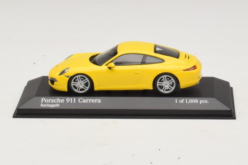 Porsche 911 996 Yellow Minichamps 1:43 Porsche 911 996 Yellow Minichamps 1:43 400061182 Diecast