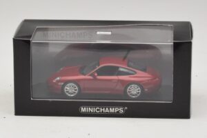 Porsche 911 997 Carrera 4S Red Metallic Minichamps 1:43 400066422 Diecast - image 4 of 4