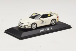 Porsche 911 997 GT3 #22 White Minichamps 1:43 WAP020102016 Diecast - image 2 of 4