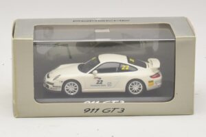 Porsche 911 997 GT3 #22 White Minichamps 1:43 WAP020102016 Diecast - image 4 of 4