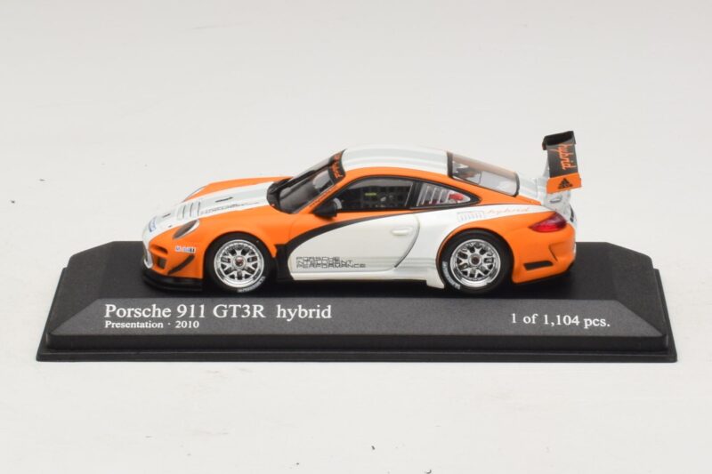 Porsche 911 997 GT3 R Hybrid Presentation 2010 Minichamps 1:43 410108900 Diecast