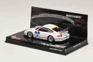 Porsche 911 997 GT3 RS #11 24 Hours Nurburgring 2010 Minichamps 1:43 437106711 Diecast - image 3 of 5