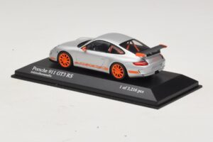 Porsche 911 997 GT3 RS Silver Minichamps 1:43 400066000 Diecast - image 3 of 4