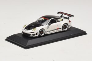 Porsche 911 997 GT3 RSR #9 Presentation 2009 Minichamps 1:43 400096909 Diecast - image 2 of 4