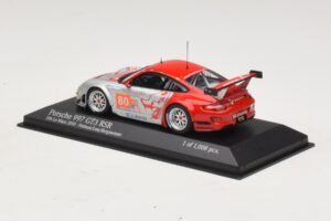 Porsche 911 997 GT3 RSR GT2 #80 S. Neiman / D. Law 24 Hours of Le Mans 2010 Minichamps 1:43 410106980 Diecast - image 3 of 4