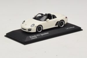 Porsche 911 997 Speedster White Minichamps 1:43 400069531 Diecast - image 2 of 4