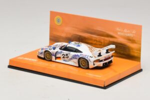 Porsche 911 GT1 #25 B. Wollek / T. Boutsen / H-J. Stuck 24 Hours of Le Mans 1996 Minichamps 1:43 403966625 Diecast - image 3 of 5