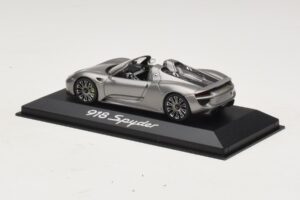 Porsche 918 Spyder Grey Metallic Minichamps 1:43 WAP0201000E Diecast - image 3 of 4