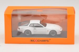 Porsche 924 GT White Maxichamps 1:43 940066121 Diecast - image 4 of 4