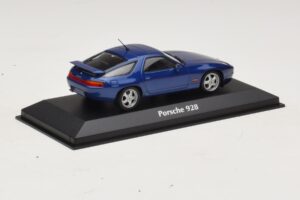 Porsche 928 Blue Metallic Maxichamps 1:43 940068101 Diecast - image 2 of 4