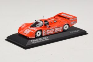 Porsche 962 IMSA #8 A.J. Foyt / B. Wollek 12 Hours of Sebring 1985 Minichamps 1:43 400856508 Diecast - image 2 of 4