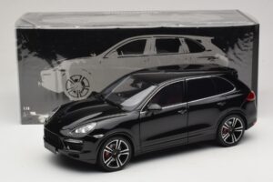 Porsche Cayenne Turbo S 92A Black Metallic Minichamps 1:18 110062100 Diecast - image 8 of 8