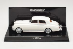 Rolls-Royce Silver Cloud II White Minichamps 1:43 436134900 Diecast