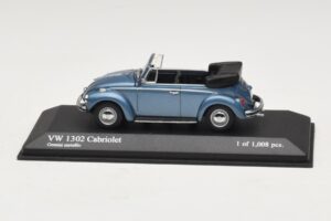 Volkswagen 1302 Cabriolet Blue Metallic Minichamps 1:43 430055042 Diecast