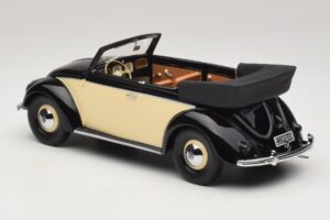 Volkswagen Beetle Convertible Black Cream Minichamps 1:18 107054131 Resin - image 5 of 6