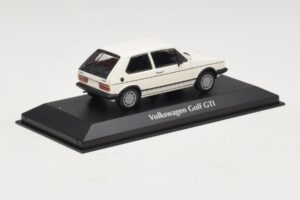 Volkswagen Golf GTI Mk1 White Maxichamps 1:43 940055171 Diecast - image 2 of 4