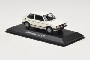 Volkswagen Golf GTI Mk1 White Maxichamps 1:43 940055171 Diecast - image 3 of 4