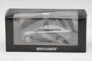 Volkswagen Jetta Mk6 Grey Metallic Minichamps 1:43 400059000 Diecast - image 4 of 4