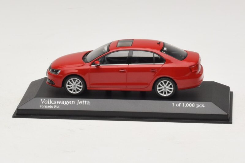 Volkswagen Jetta Mk6 Red Minichamps 1:43 Volkswagen Jetta Mk6 Red Minichamps 1:43 400059001 Diecast