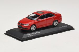 Volkswagen Jetta Mk6 Red Minichamps 1:43 400059001 Diecast - image 2 of 4