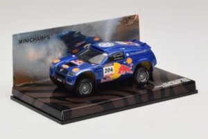 Volkswagen Race Touareg Red Bull #204 J. Kleinschmidt / F. Pons Dakar Rally 2005 Minichamps 1:43 436045304 Diecast - image 2 of 5