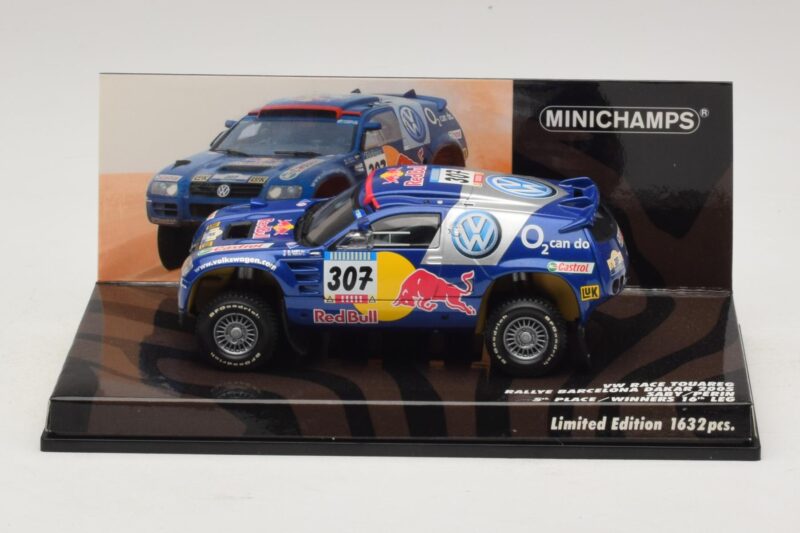 Volkswagen Race Touareg Red Bull #307 B. Saby / M. Perin Dakar Rally 2005 Minichamps 1:43 Volkswagen Race Touareg Red Bull #307 B. Saby / M. Perin Dakar Rally 2005 Minichamps 1:43 436055307 Diecast