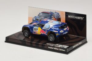 Volkswagen Race Touareg Red Bull #307 B. Saby / M. Perin Dakar Rally 2005 Minichamps 1:43 436055307 Diecast - image 3 of 5