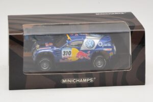 Volkswagen Race Touareg Red Bull #310 J. Kleinschmidt / F. Pons Dakar Rally 2005 Minichamps 1:43 436055310 Diecast - image 5 of 5