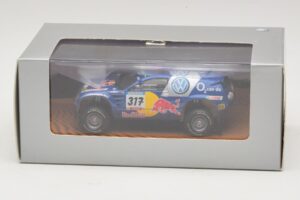 Volkswagen Race Touareg Red Bull #317 Dealer Edition 2005 Minichamps 1:43 7LO099400PD317 Diecast - image 5 of 5