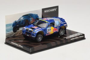Volkswagen Race Touareg Red Bull #317 Gordon / von Zitzewitz Dakar Rally 2005 Minichamps 1:43 436055317 Diecast - image 2 of 5