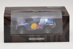 Volkswagen Race Touareg Red Bull Presentation Essen Motor Show 2004 Minichamps 1:43 436045300 Diecast - image 5 of 5