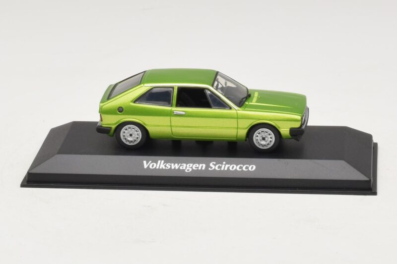 Volkswagen Scirocco Mk1 Green Metallic Maxichamps 1:43 940050420 Diecast