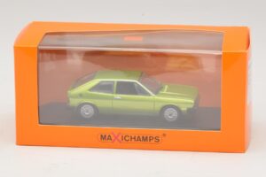Volkswagen Scirocco Mk1 Green Metallic Maxichamps 1:43 940050420 Diecast - image 4 of 4