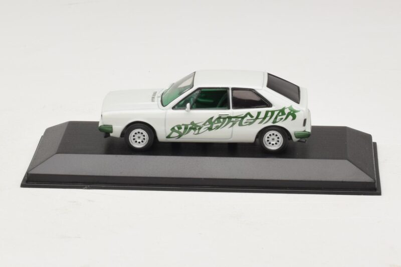 Volkswagen Scirocco Mk1 Streetfighter White Minichamps 1:43 Volkswagen Scirocco Mk1 Streetfighter White Minichamps 1:43 430050424 Diecast