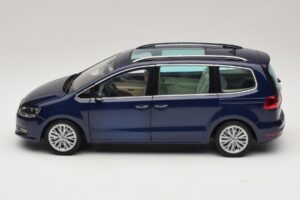 Volkswagen Sharan Blue Metallic Minichamps 1:18 110051000 Diecast - image 4 of 8