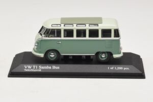 Volkswagen T1 Samba Bus Turquoise Blue White Minichamps 1:43 430052306 Diecast