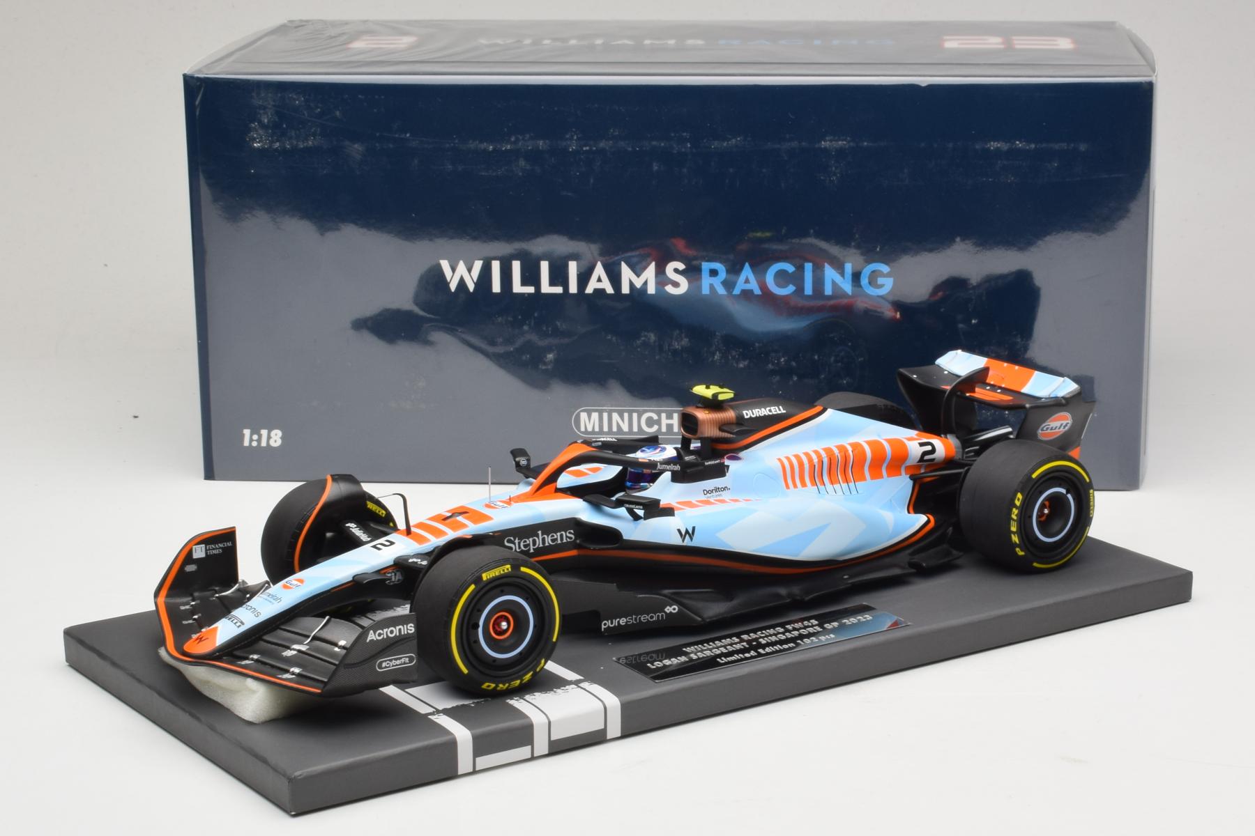 Minichamps Williams FW45 Sargeant 1:18 Singapore GP