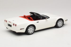 Chevrolet Corvette C4 Convertible Arctic White GT Spirit 1:18 GT580 Resin - image 2 of 6