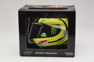 AGV Helmet V. Rossi MotoGP Valencia Test 2009 Minichamps 1:2 327100066 Diecast - image 7 of 7