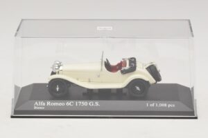 Alfa Romeo 6C 1750 G.S. White Minichamps 1:43 400120430 Diecast - image 4 of 5