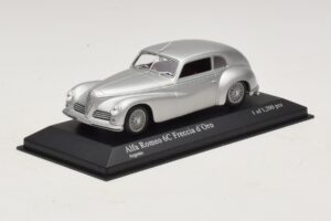 Alfa Romeo 6C 2500 Freccia d'Oro Silver Minichamps 1:43 400120480 Diecast - image 2 of 5