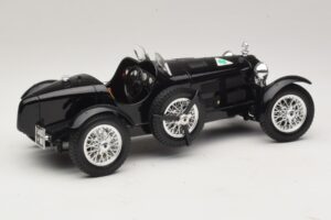 Alfa Romeo 8C Monza Black Bburago 1:18 3014-P1 Diecast - image 2 of 6