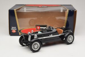 Alfa Romeo 8C Monza Black Bburago 1:18 3014-P1 Diecast - image 6 of 6