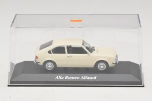 Alfa Romeo Alfasud White Maxichamps 1:43 940120101 Diecast - image 4 of 5