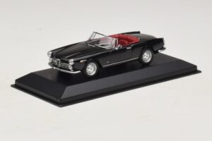 Alfa Romeo Giulia Spider Black Minichamps 1:43 400120730 Diecast - image 2 of 5
