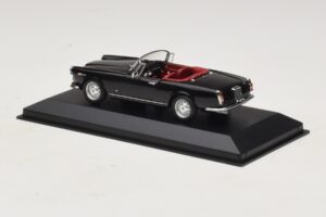 Alfa Romeo Giulia Spider Black Minichamps 1:43 400120730 Diecast - image 3 of 5