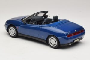 Alfa Romeo Spider 916 Blue Maisto 1:18 31831 Diecast - image 7 of 8