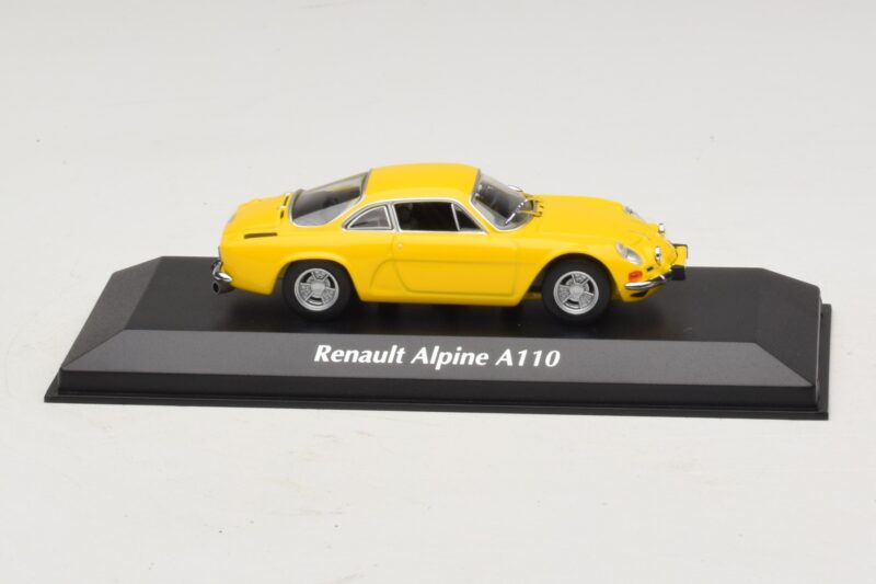 Alpine A110 Yellow Maxichamps 1:43 Alpine A110 Yellow Maxichamps 1:43 940113601 Diecast